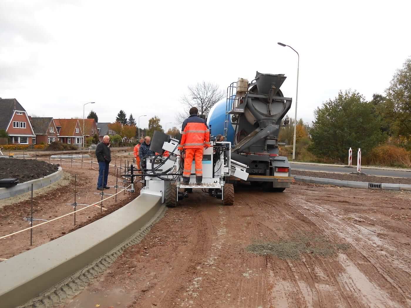 Curb Machine | Concrete Paving Machine | Curbing Machines | Curb Fox